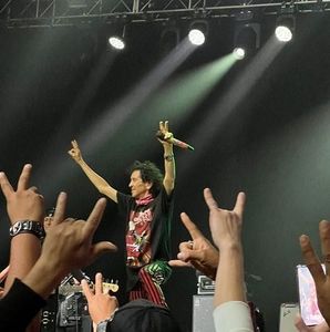 Meet your Posher, Javier